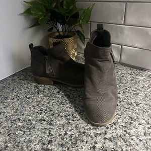 Brown Zip-Up Ankle Boots